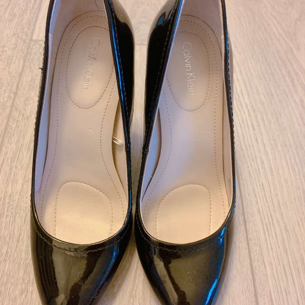 Black heels